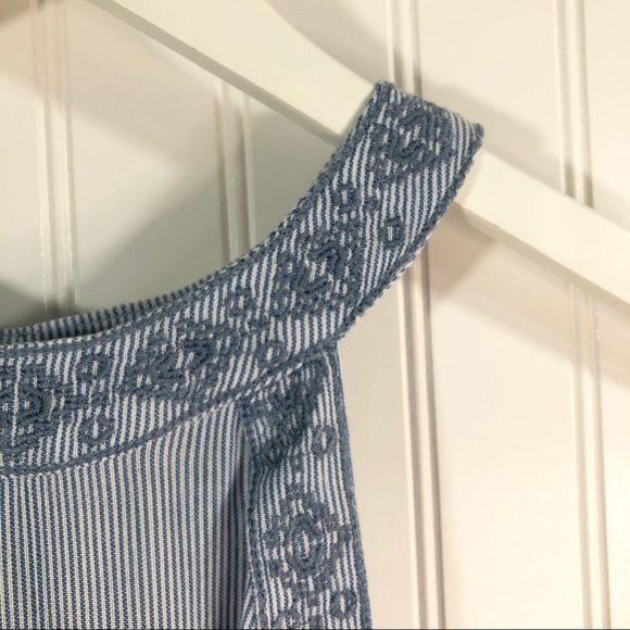 O’Neill Lindsay Chambray Embroidered Tank Top - XS - Picture 12 of 15